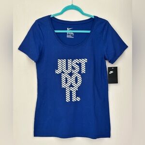NWT Nike Women's Navy/ Royal Blue 'Just Do It' Graphic Workout Tee Size Medium